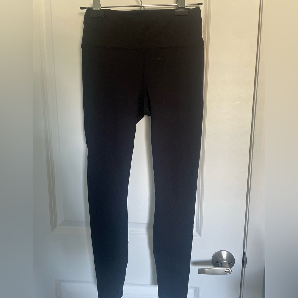 Black leggings